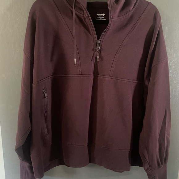Old Navy Active Maroon Hoodie - Picture 1 of 2